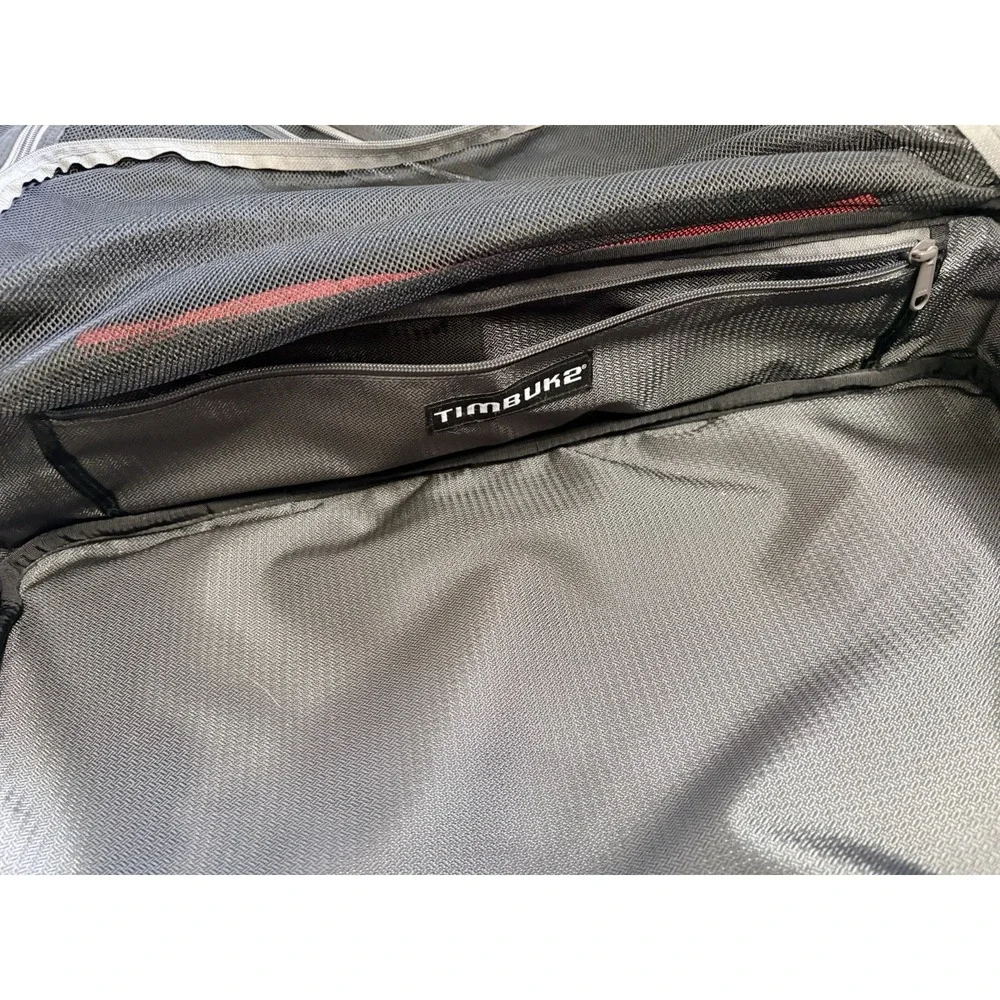 Timbuk2 red travel